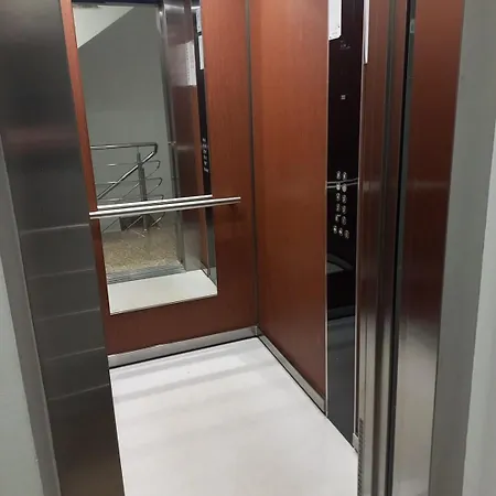 Appartamento Apartamente Top Bucarest